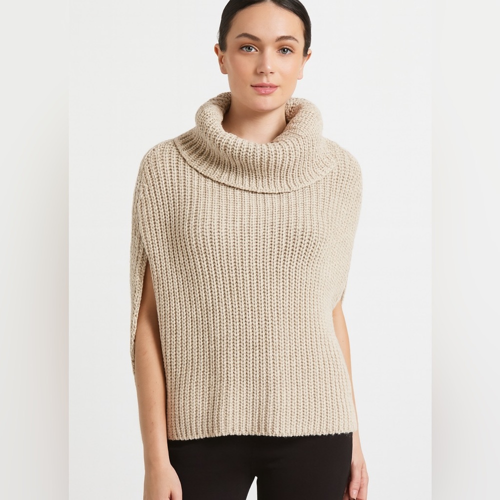 525 AMERICA SLEEVELESS TURTLENECK SWEATER CREAM LARGE‎